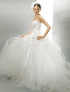 kabarik gelinlik modelleri prenses gelinlikleri 2013 modasi 46